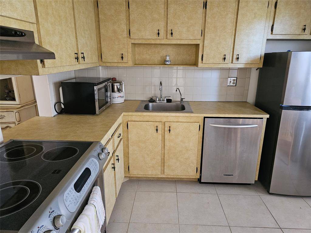 Hollywood, FL 33024,200 Ashbury Rd #301