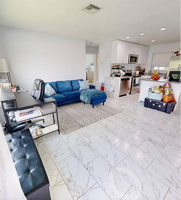 Margate, FL 33063,6282 Winfield Blvd