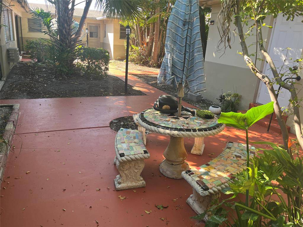 Hollywood, FL 33020,505 N 20th Ave #4