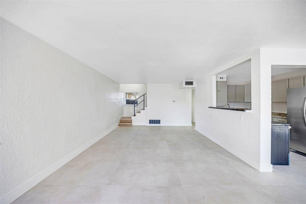 Pompano Beach, FL 33060,20 NW 7th Ave