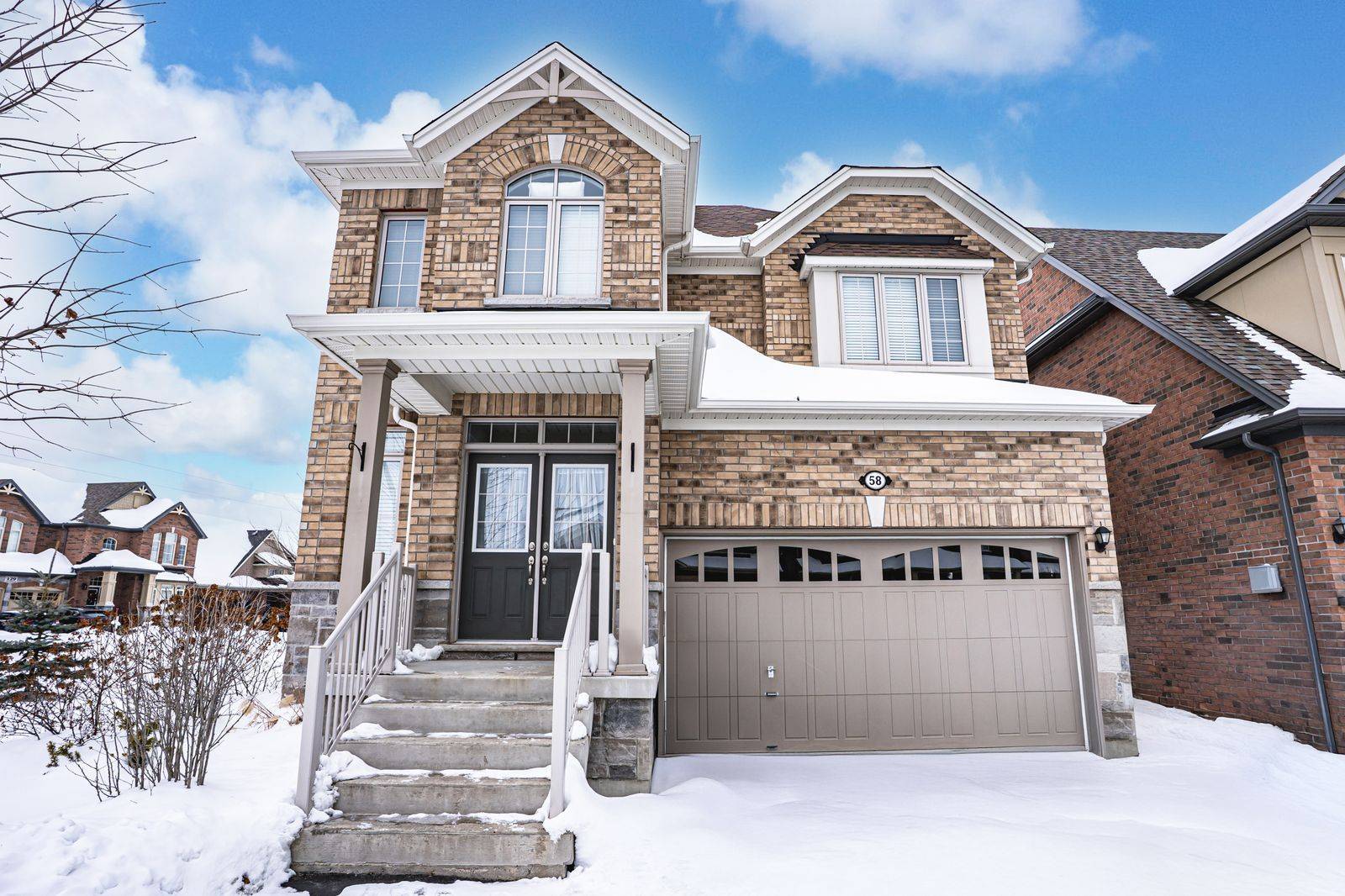 Springwater, ON L9X 0S7,58 Oliver's Mill RD #Upper