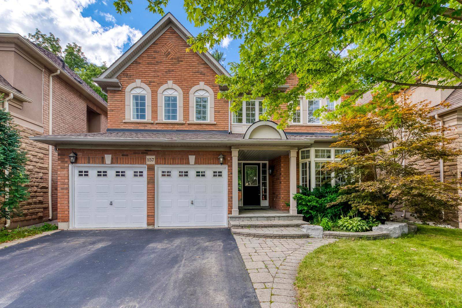 Oakville, ON L6L 6T3,157 Creek Path AVE