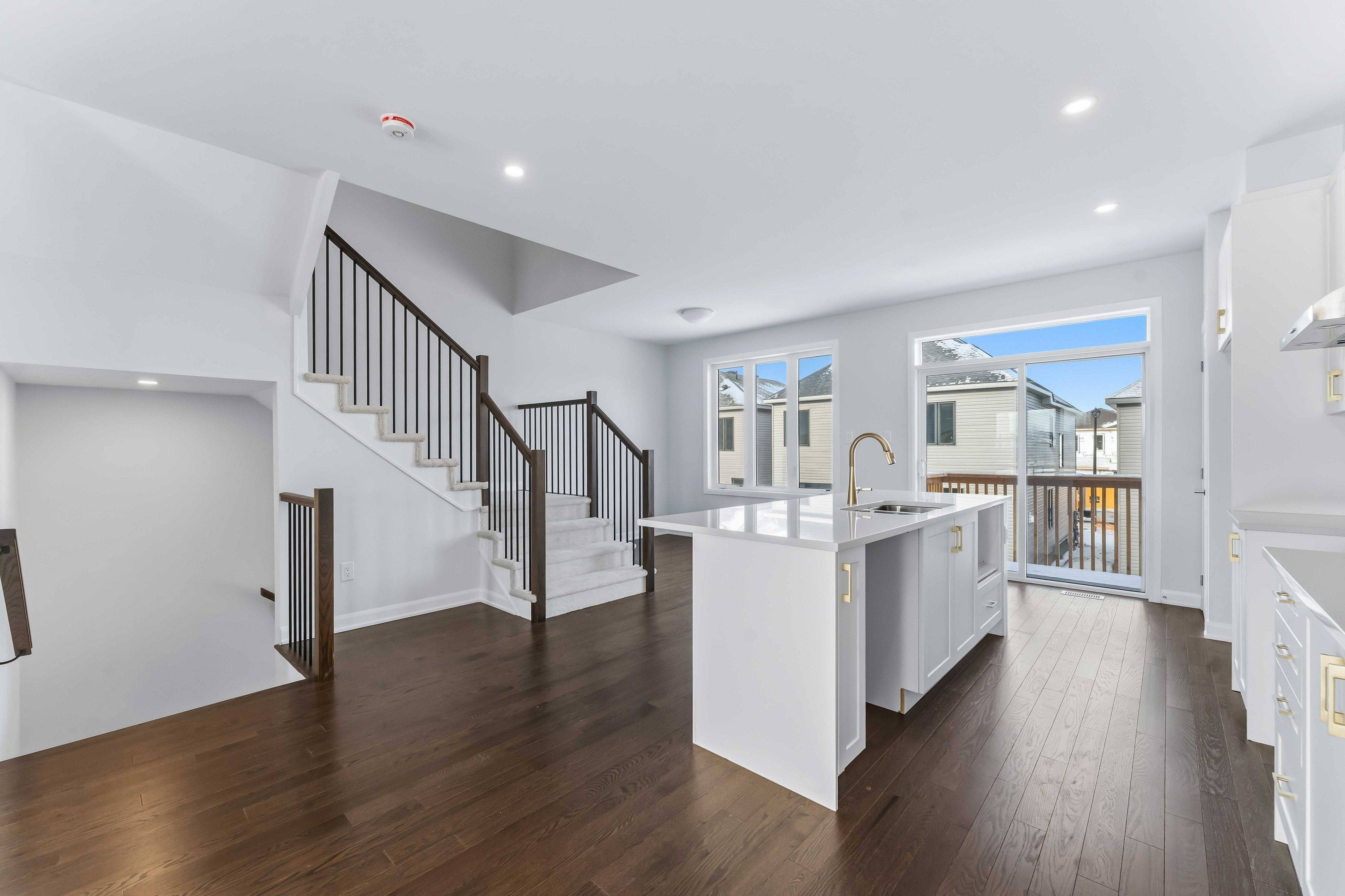 Kanata, ON K2W 0M5,720 Jennie Trout TER