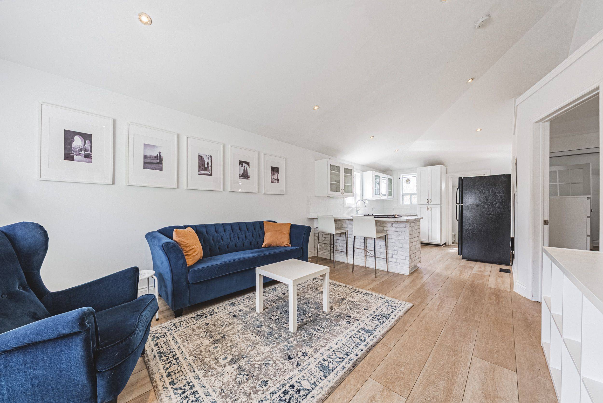 Hamilton, ON L9C 4J4,258 West 19th ST