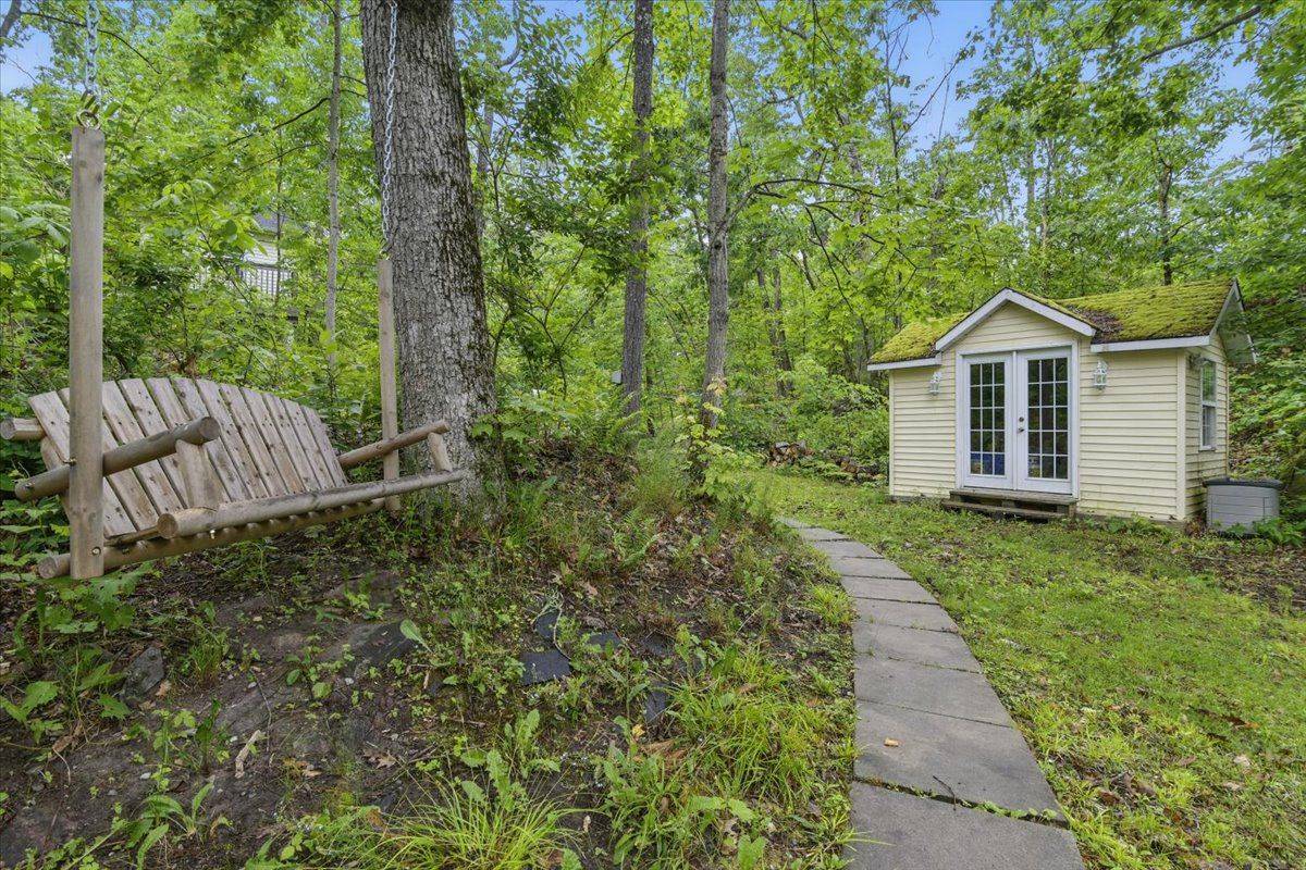 Selwyn, ON K0L 2H0,3559 Harbour Point LN