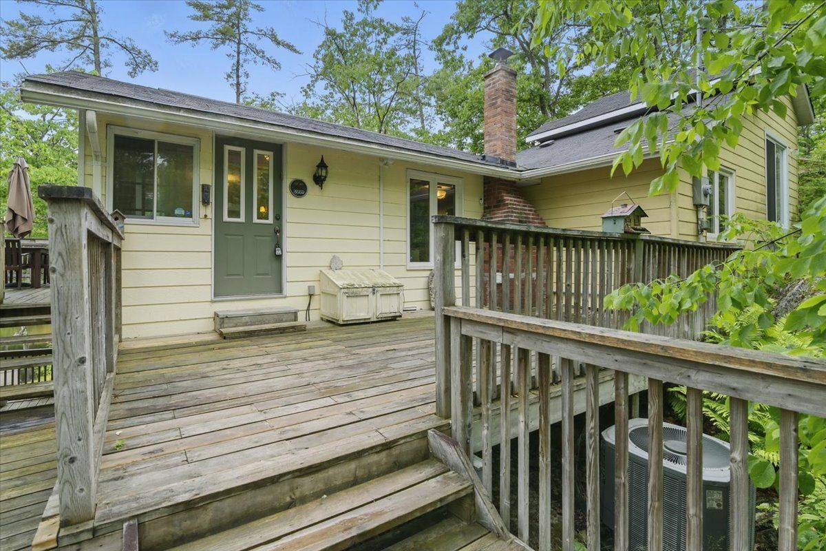 Selwyn, ON K0L 2H0,3559 Harbour Point LN