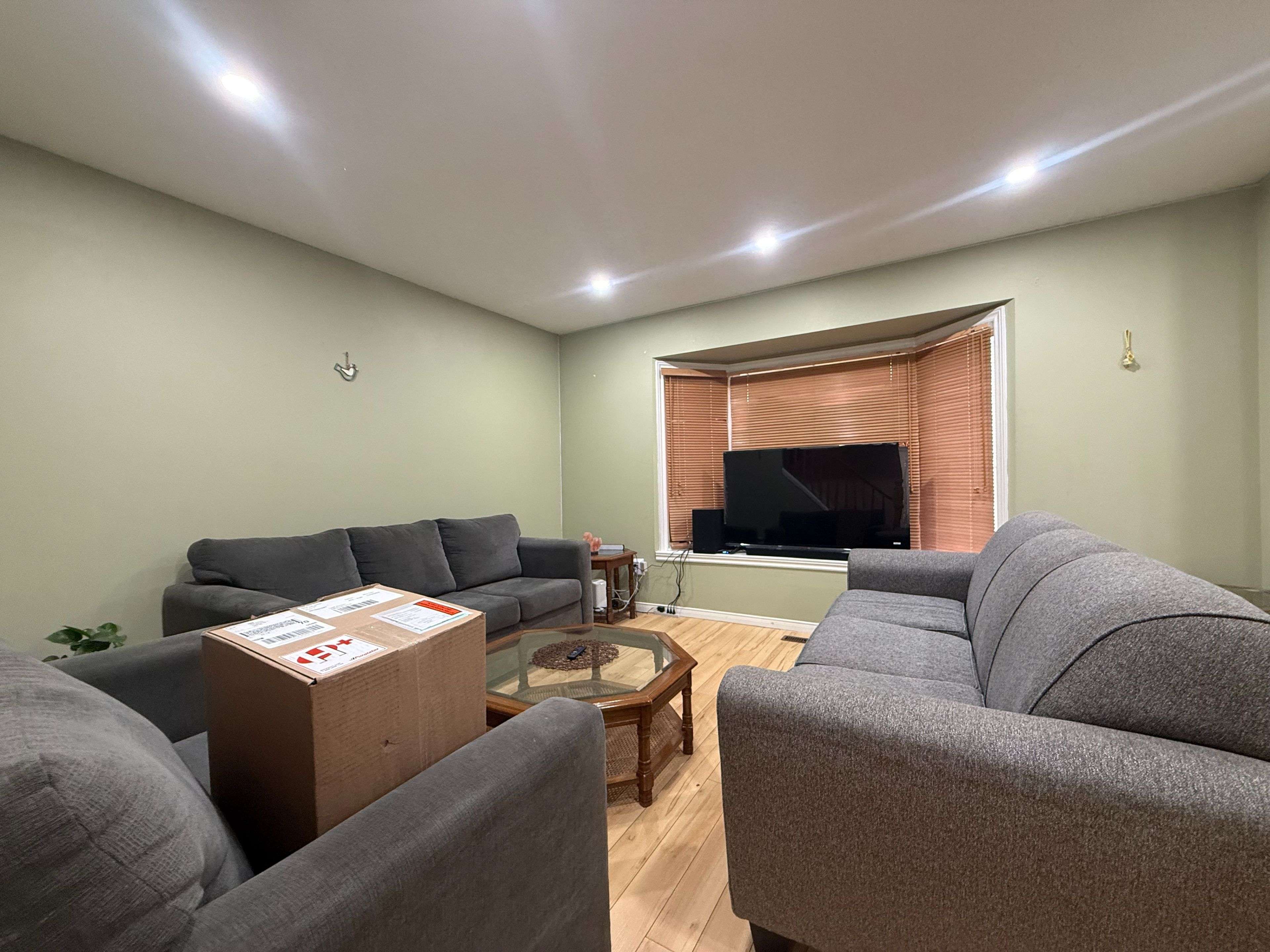 London South, ON N5Z 4Z6,9 Ailsa PL #70