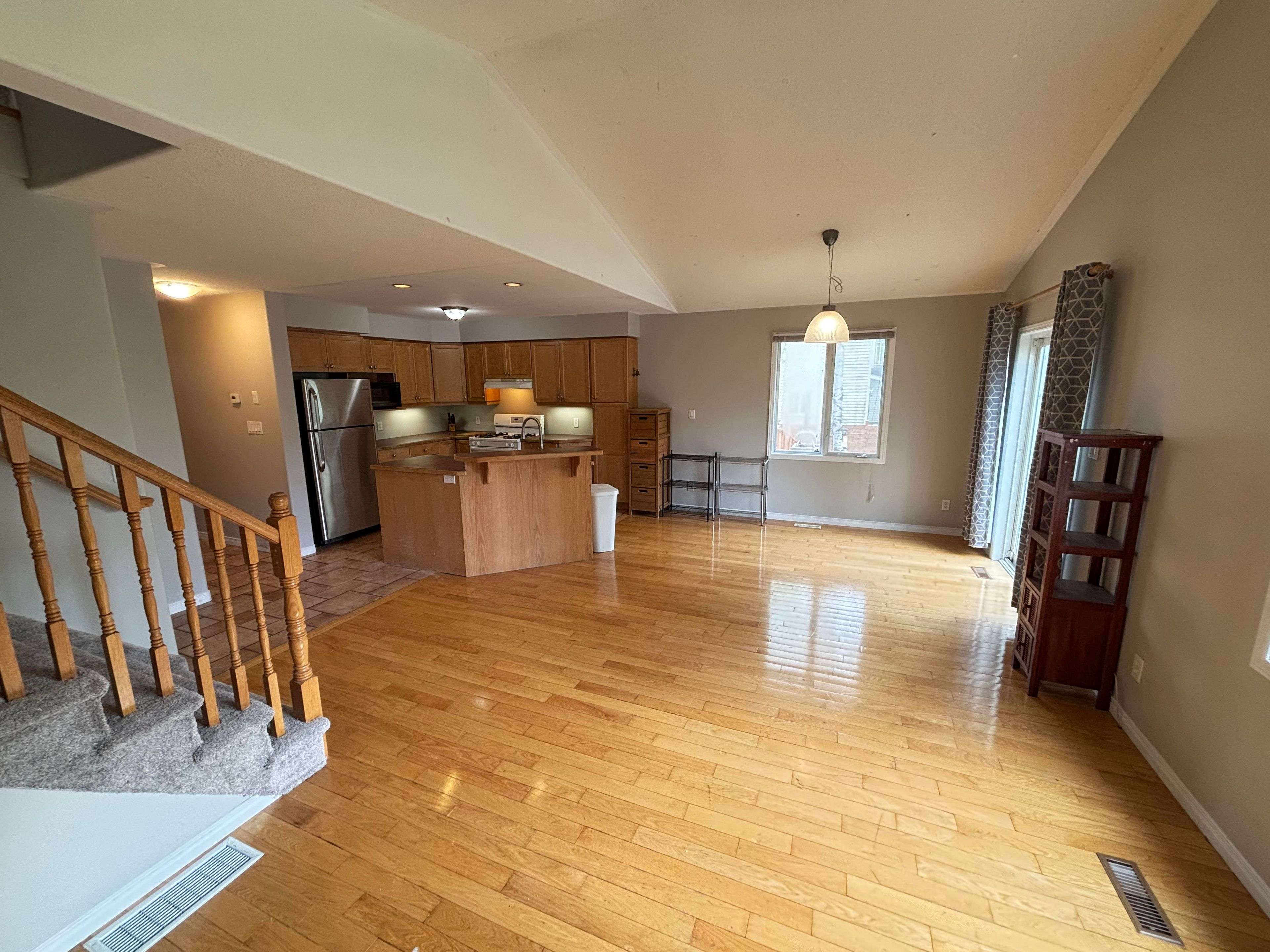 Kingston, ON K7L 3X1,160 Nelson ST