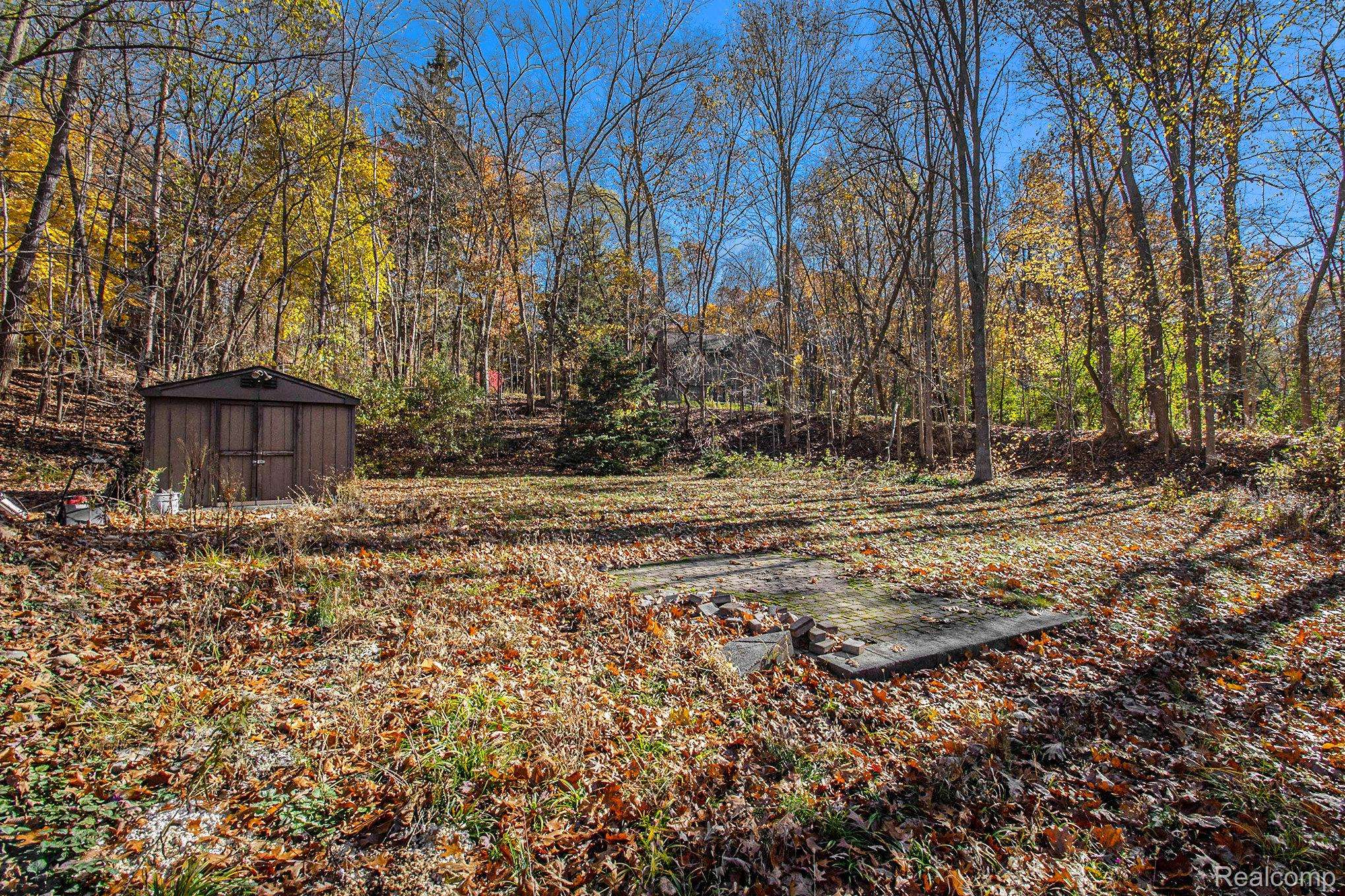 Rochester, MI 48306,1095 W Snell RD