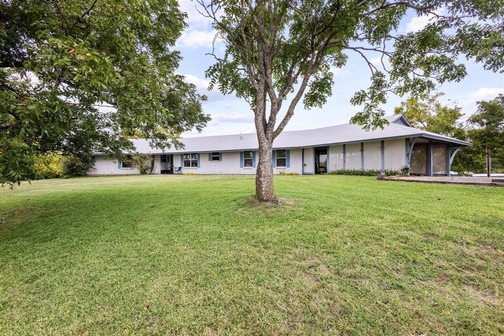 Windom, TX 75492,9055 E State Highway 56