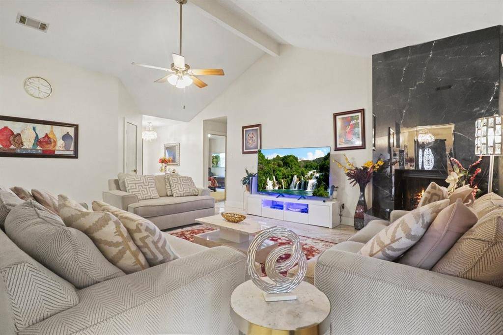 Plano, TX 75023,1117 Colmar Drive