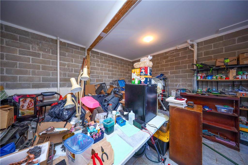 Staten  Island, NY 10306,165 Cedar Grove AVE