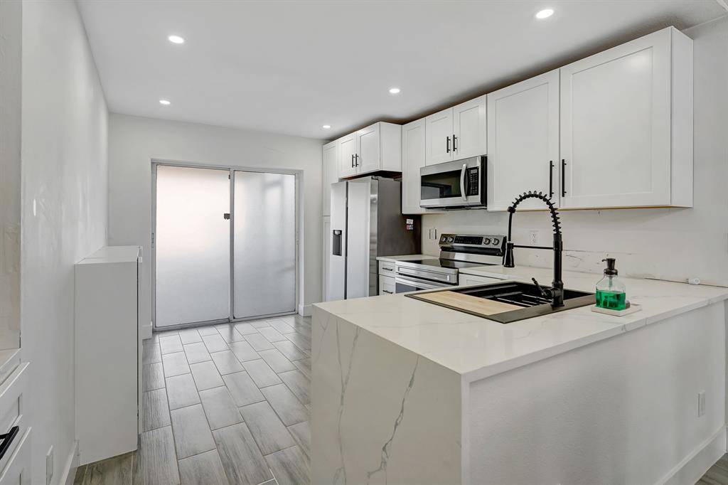 Fort Myers, FL 33916,1142 Whitehead Creek Loop