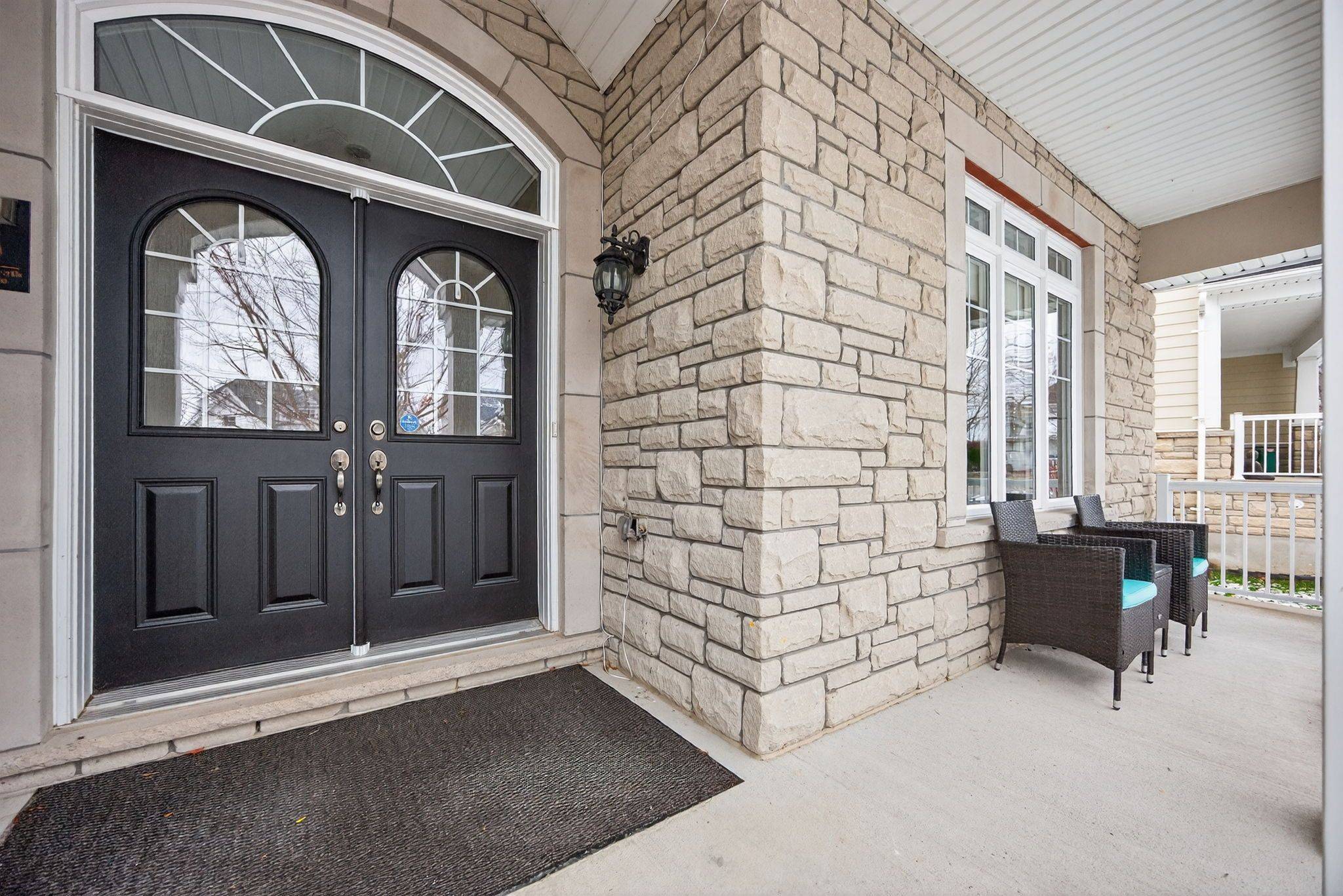 Midland, ON L4R 0B4,9 Riverwalk PL