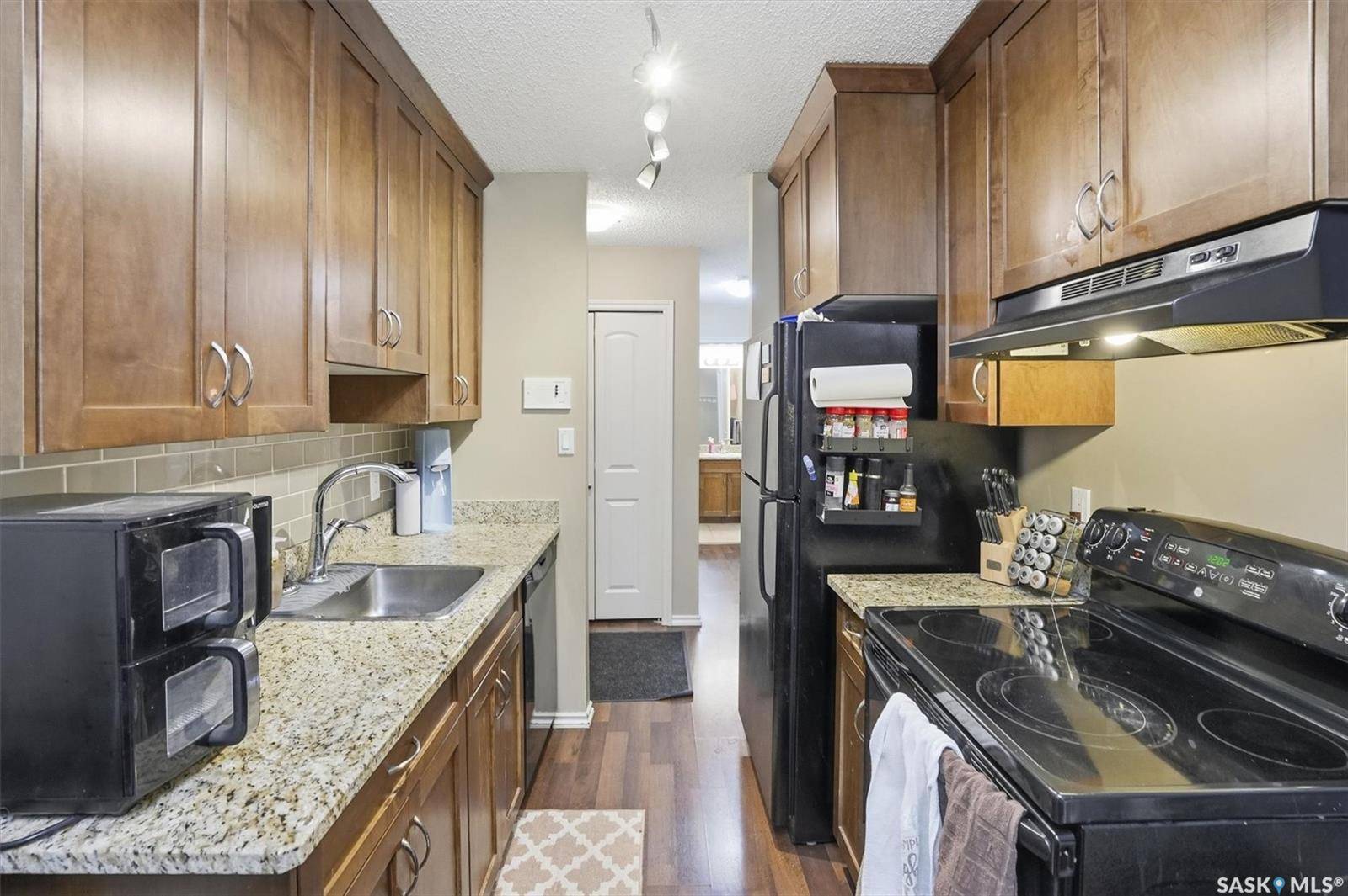 Saskatoon, SK S7K 4X1,250 Pinehouse PLACE #205