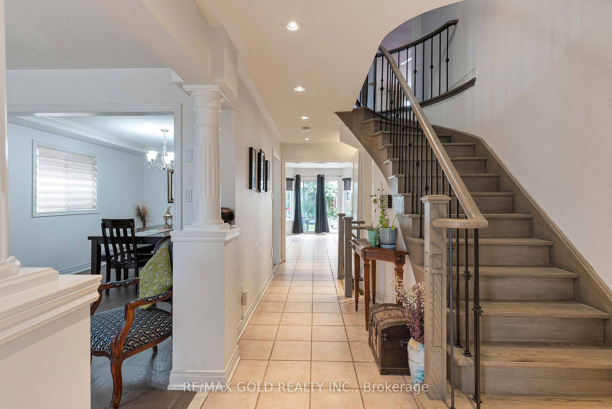 Caledon, ON L7E 2H3,14 Country Stroll CRES