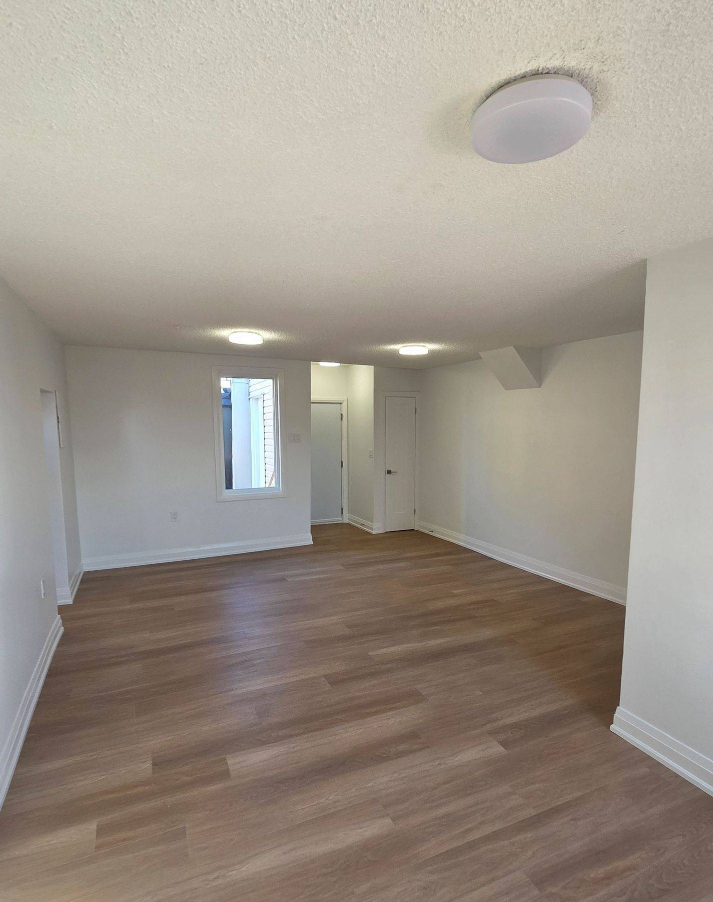 Mississauga, ON L5G 1E1,76 Lakeshore RD E #78B