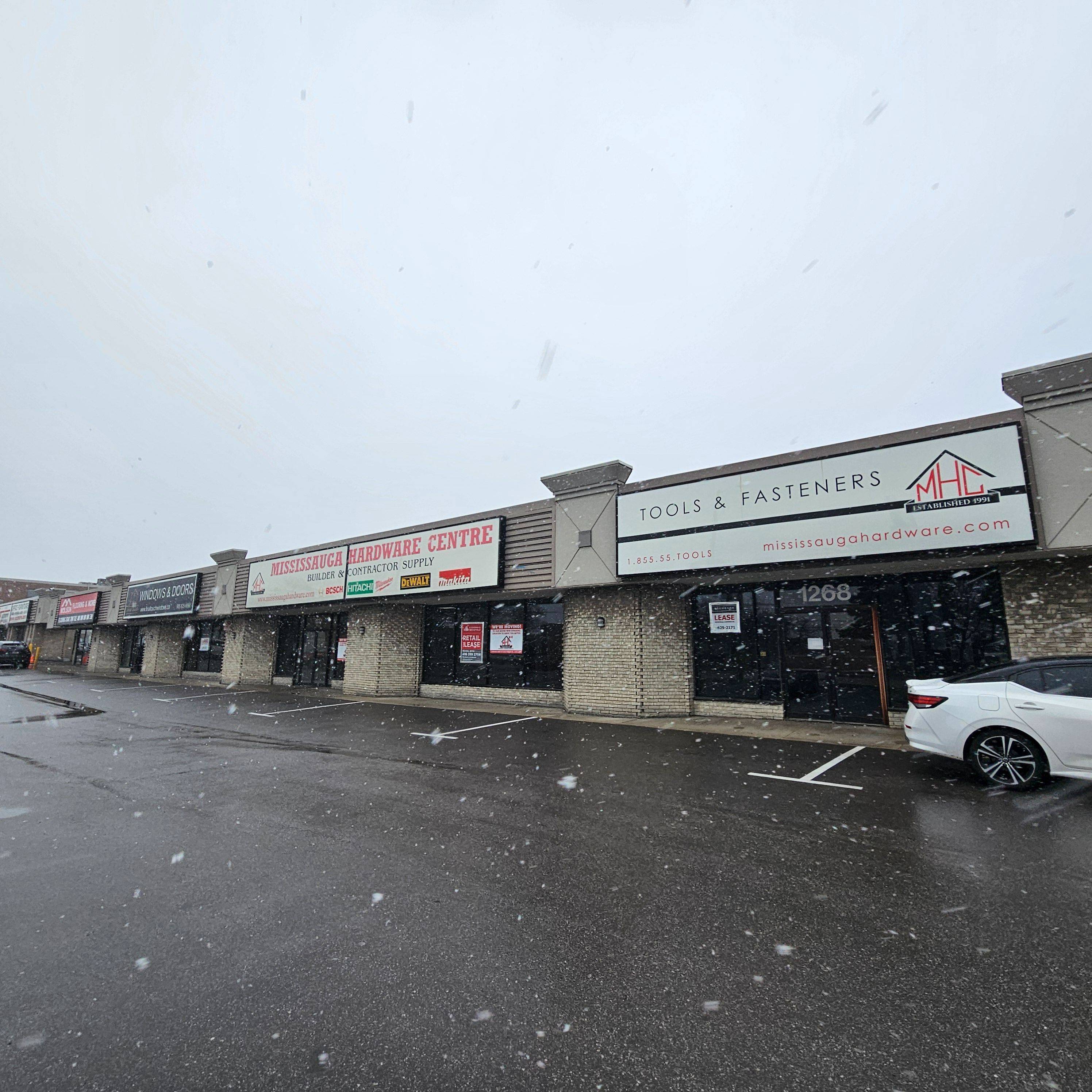 Mississauga, ON L4W 1K8,1268-1270 Eglinton AVE E