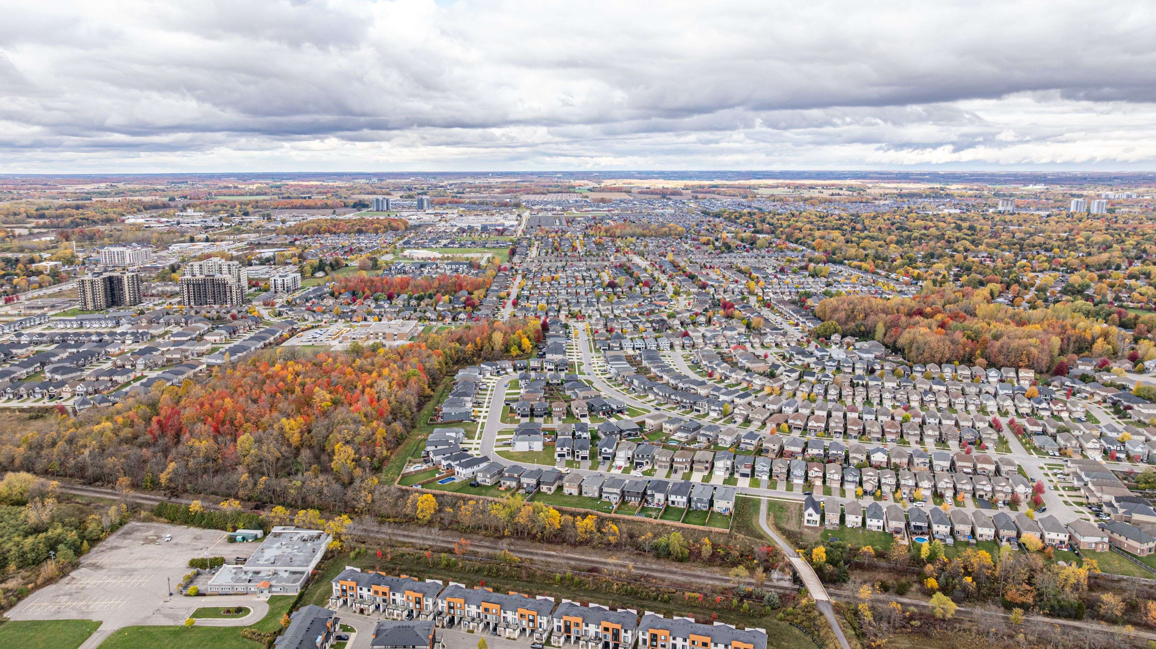 London North, ON N6G 0Y3,1277 SANDBAR ST