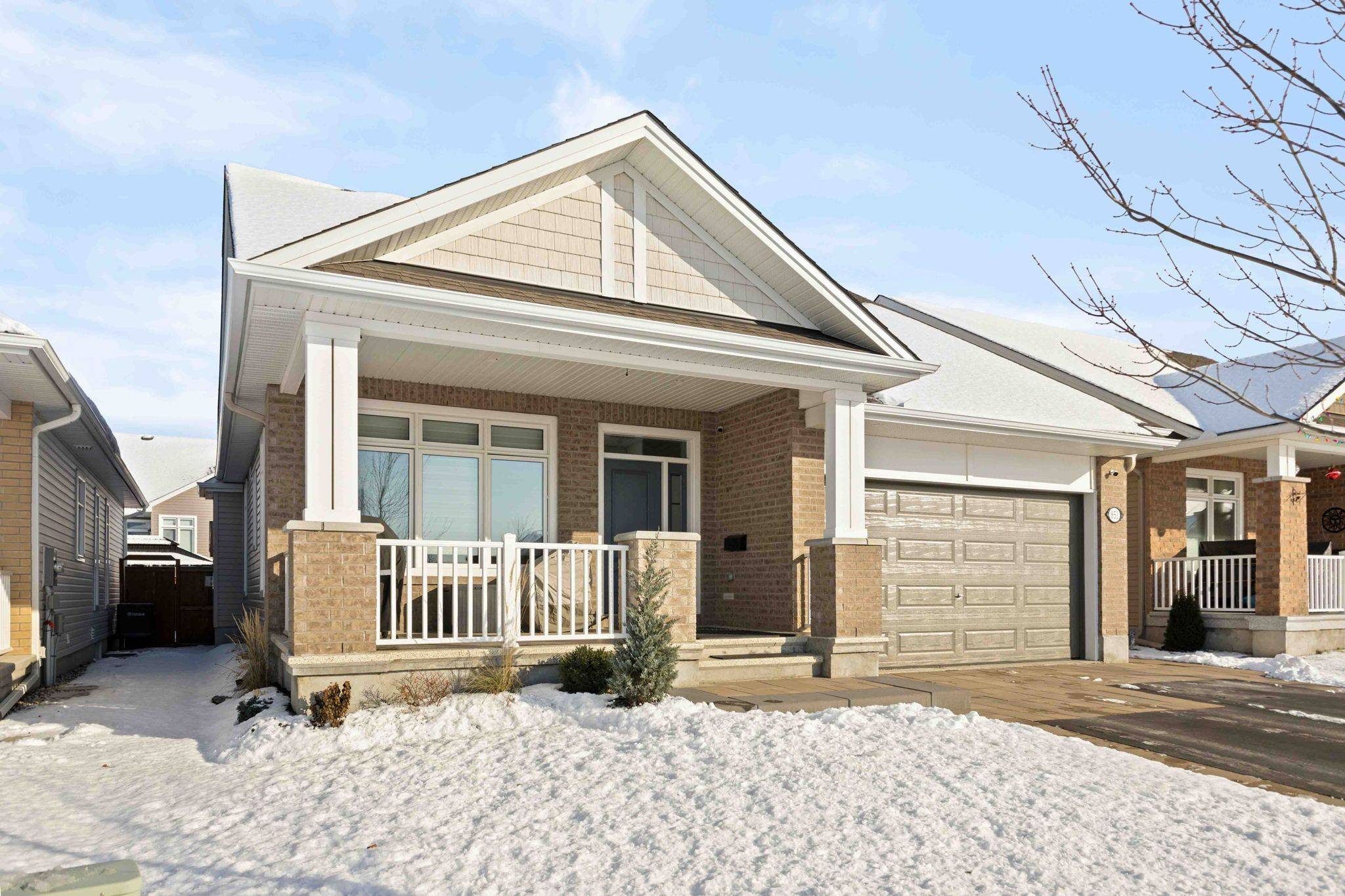 Orleans - Cumberland And Area, ON K4A 3N6,851 TEWIN CIR