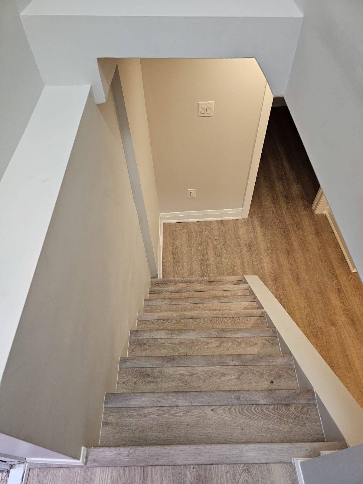 Hamilton, ON L8V 2X7,50 East 24th ST #Unit 2