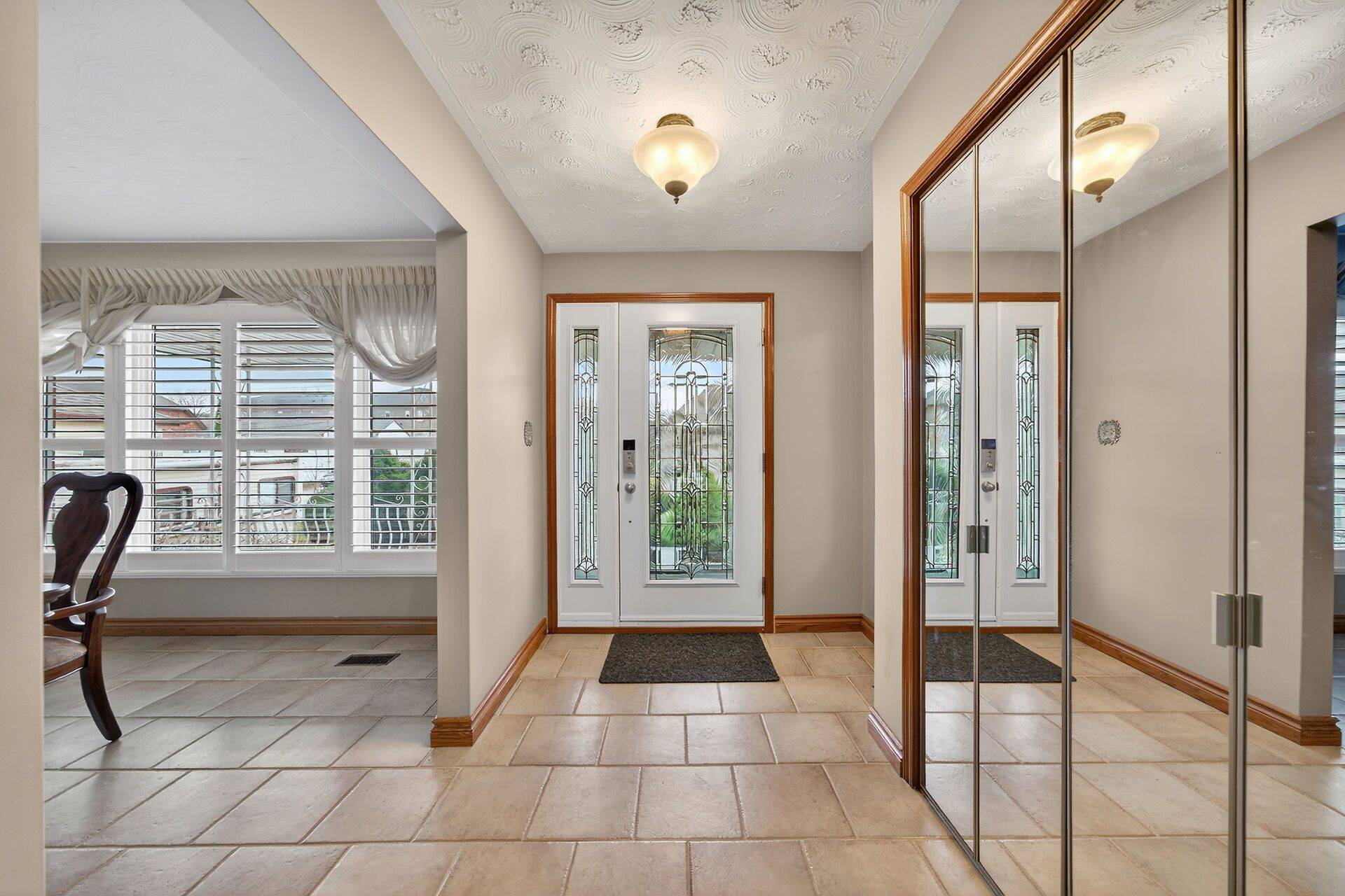 Hamilton, ON L8E 2B6,369 Federal ST