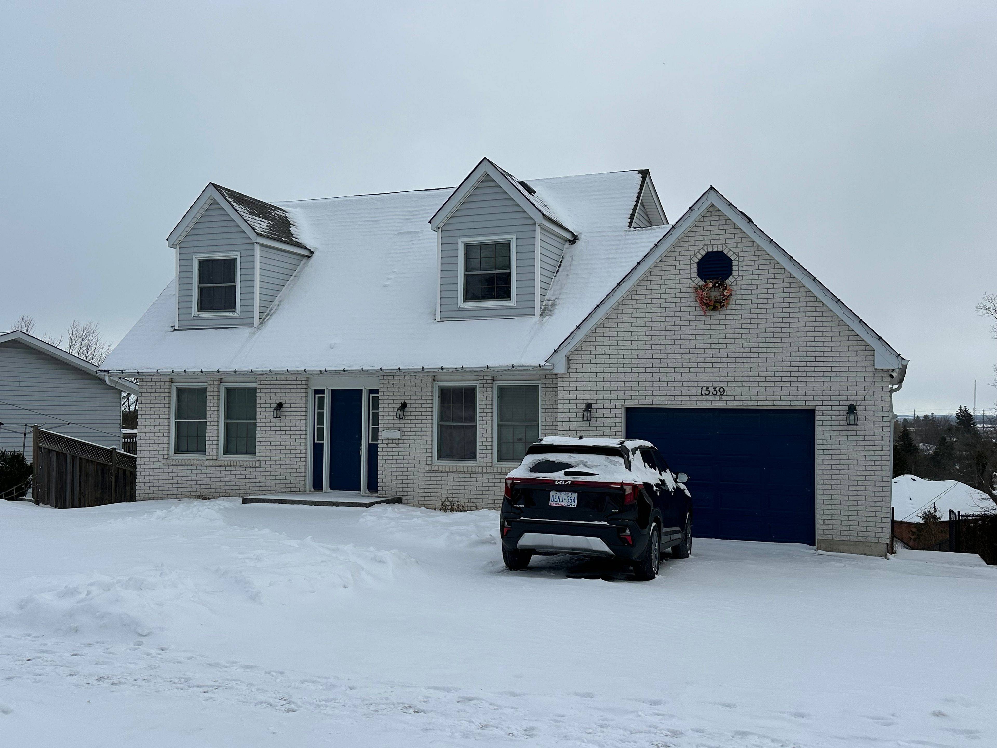 Peterborough, ON K9K 1A7,1539 Cherryhill RD