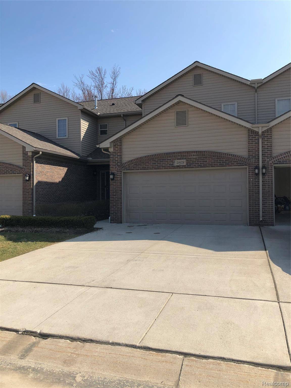 New Baltimore, MI 48047,29126 TIMBER WOODS DR