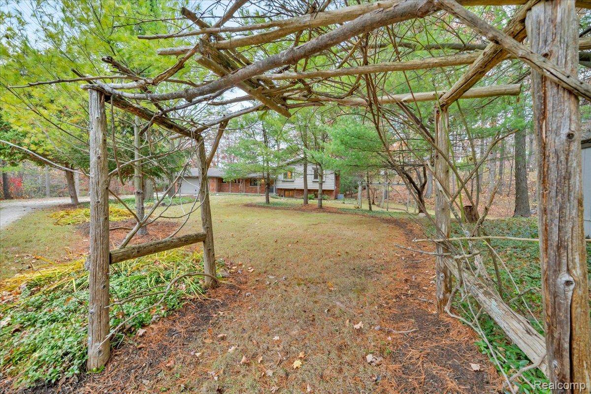 Oxford, MI 48370,75 Ridgemont RD