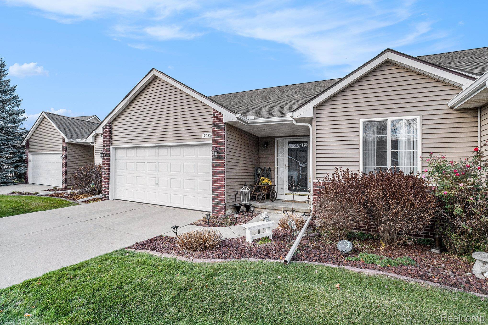 Davison, MI 48423,9086 Spring Brook CIR