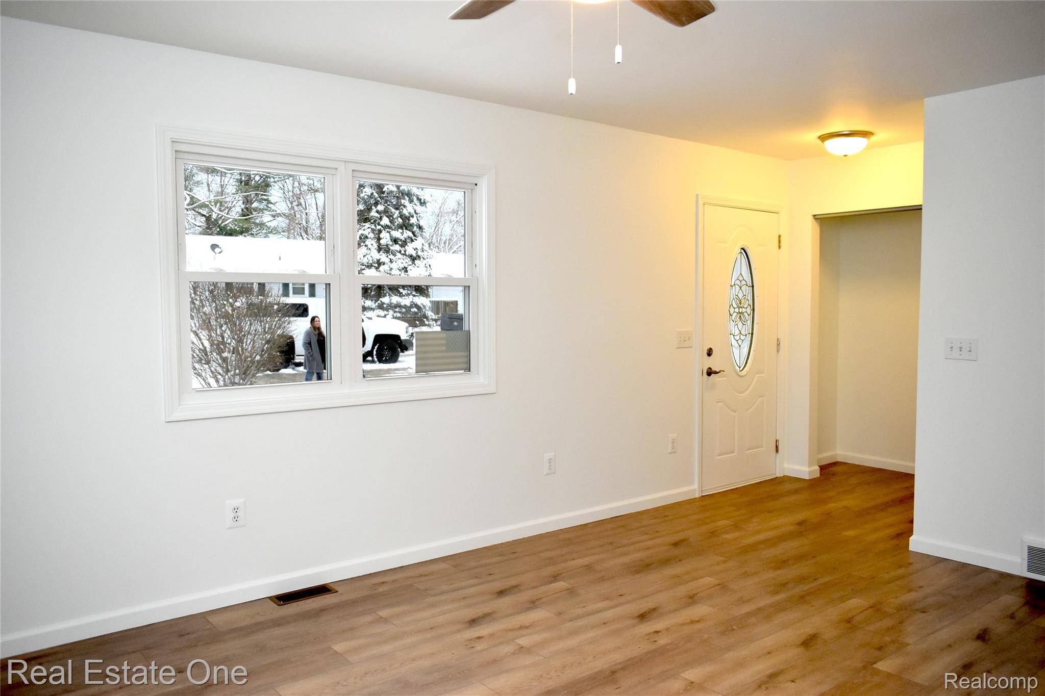 Lansing, MI 48911,825 Ferley ST