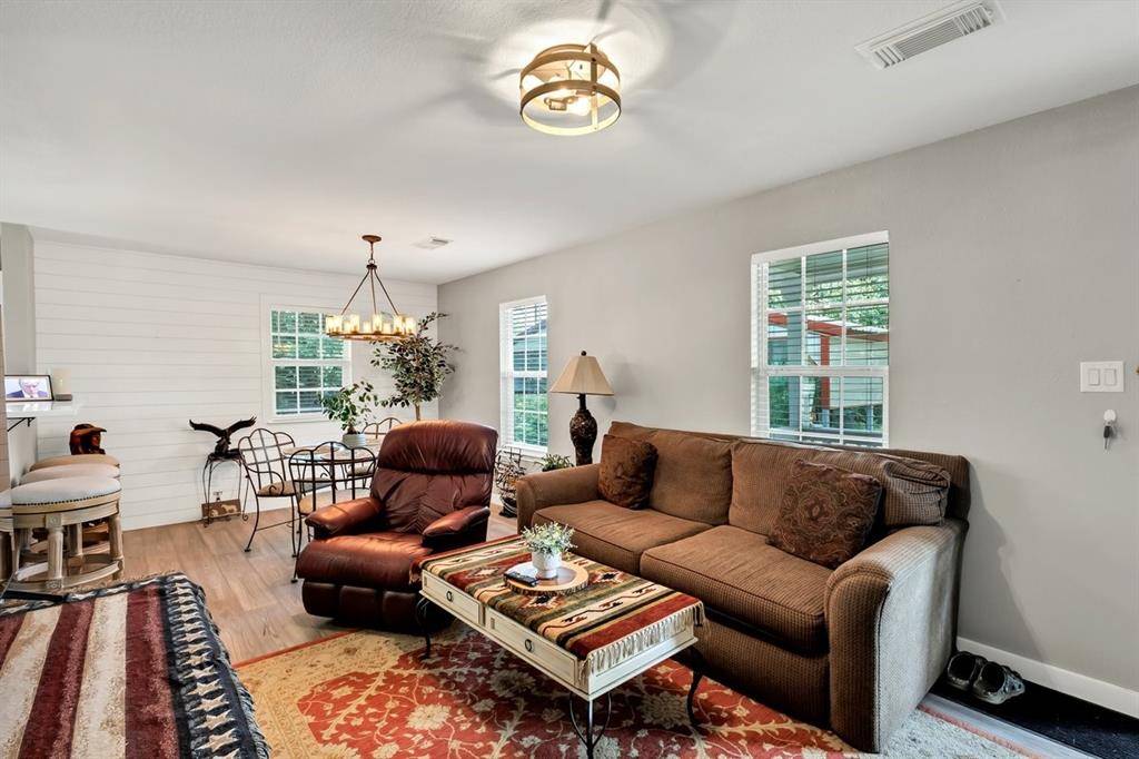 Malakoff, TX 75148,104 Nob Hill Circle