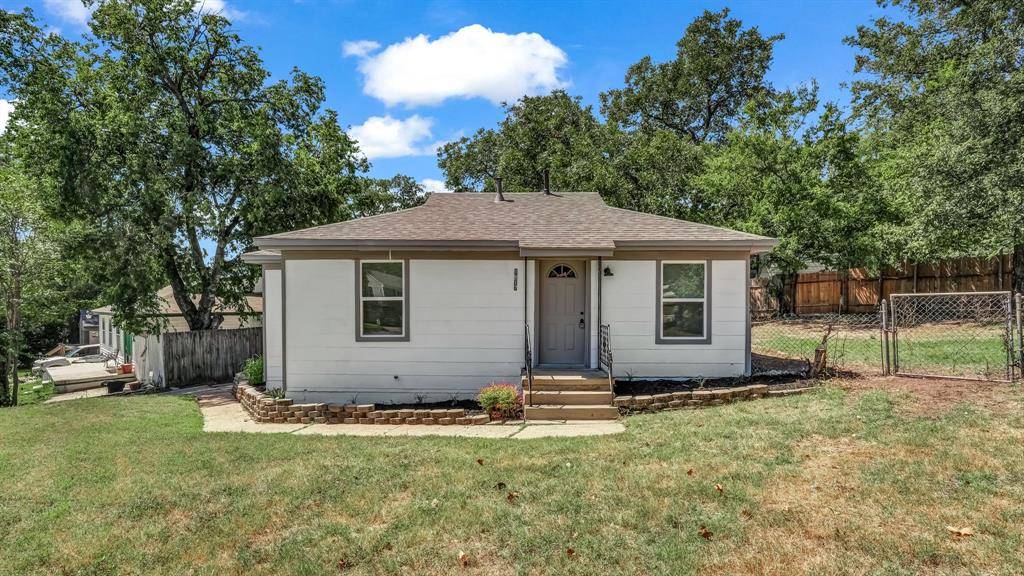 River Oaks, TX 76114,1617 Montrose Drive