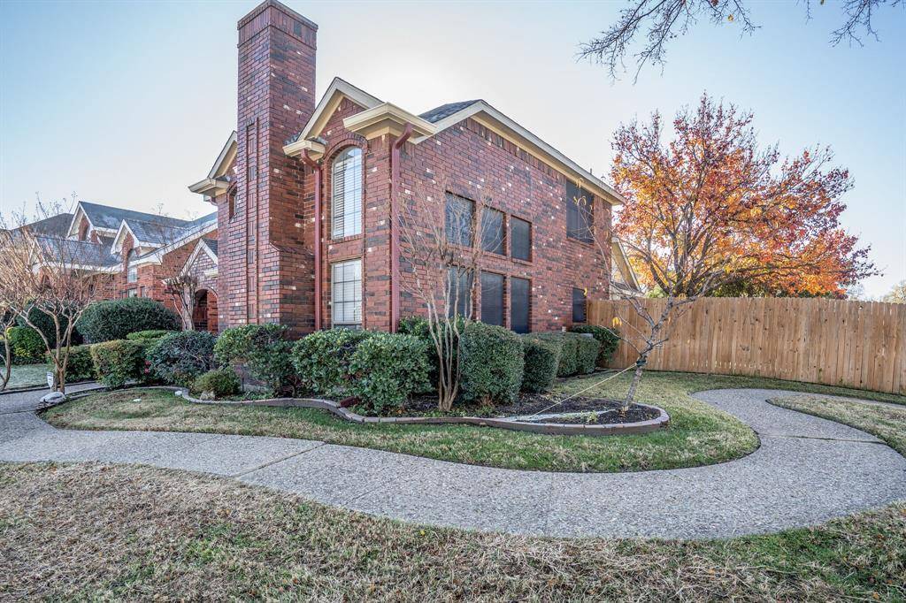 Coppell, TX 75019,329 Parkway Boulevard