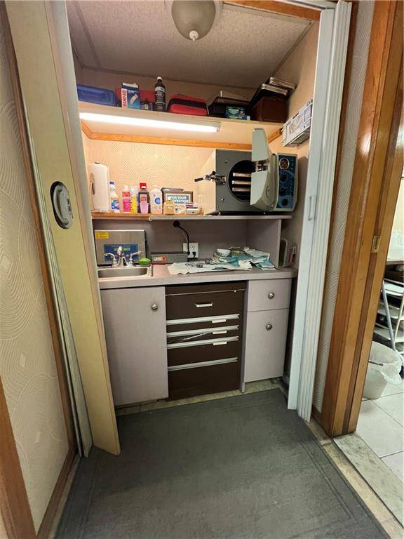 Brooklyn, NY 11218,207 Ocean Pkwy #1J