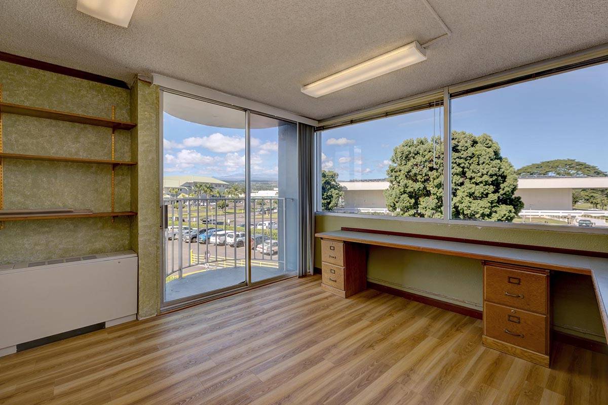 Hilo, HI 96720,101 AUPUNI ST #311