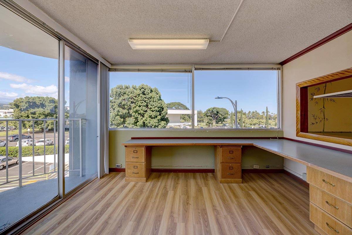 Hilo, HI 96720,101 AUPUNI ST #311