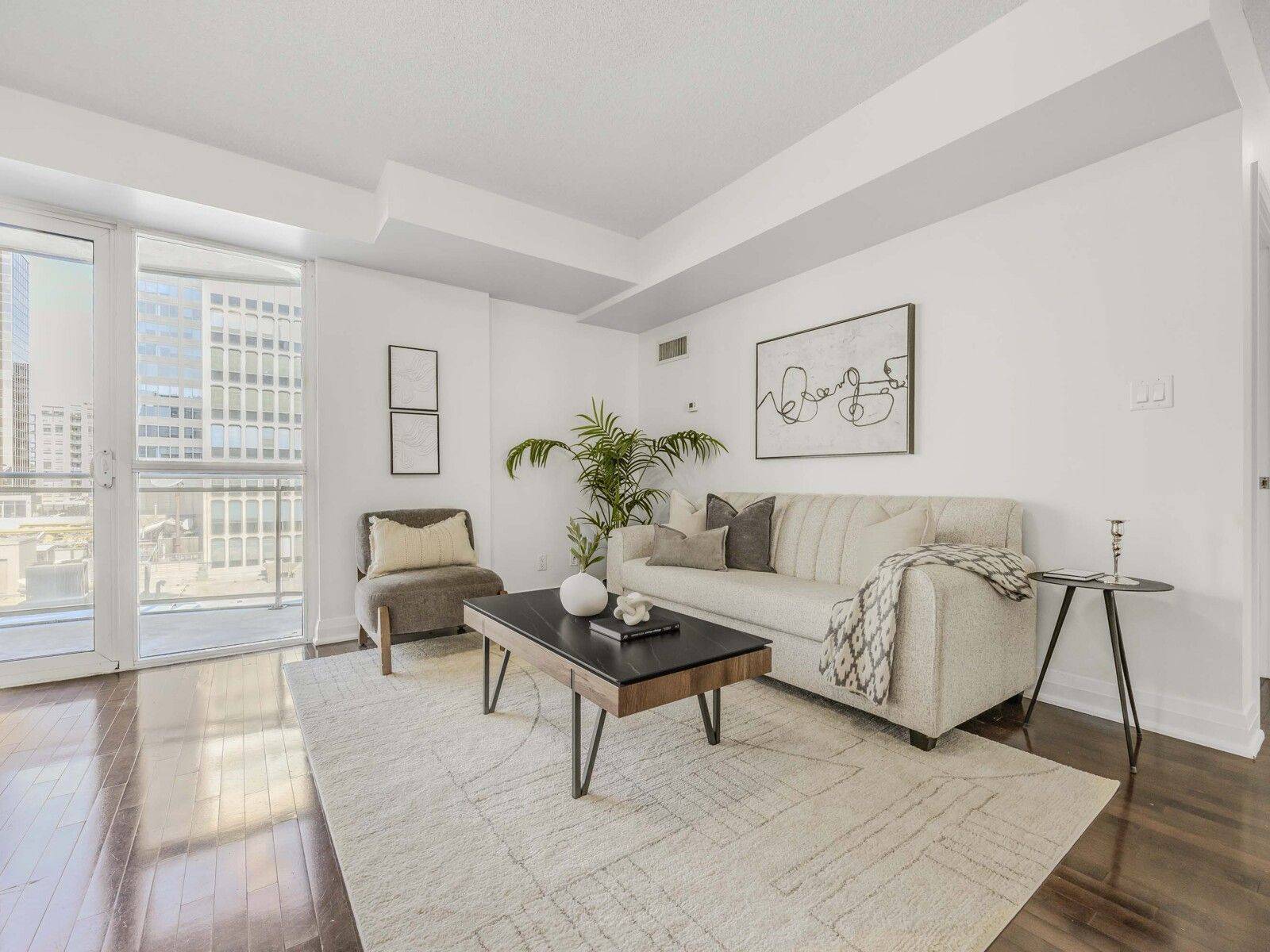 Toronto C02, ON M4T 1Y6,1430 Yonge ST #606