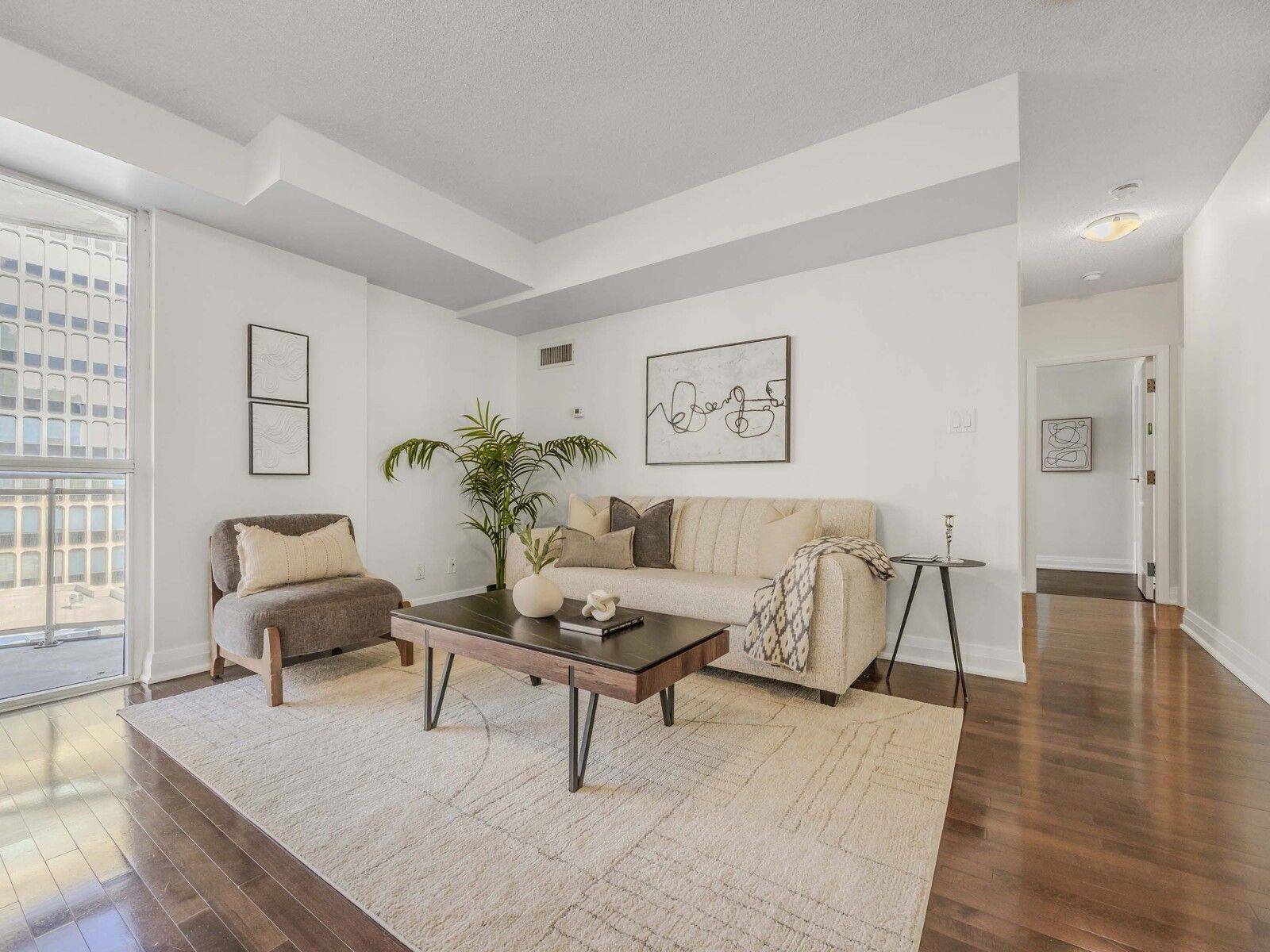 Toronto C02, ON M4T 1Y6,1430 Yonge ST #606