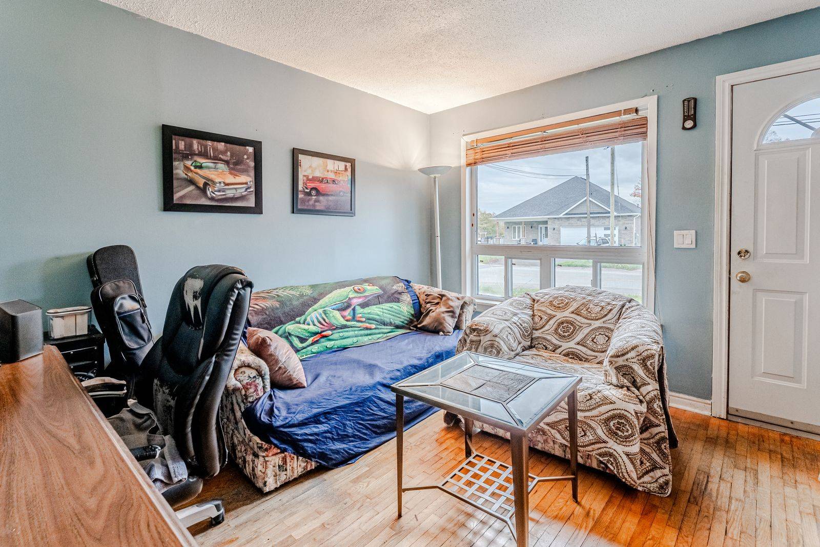 Essa, ON L0M 1B0,34/36 Centre ST