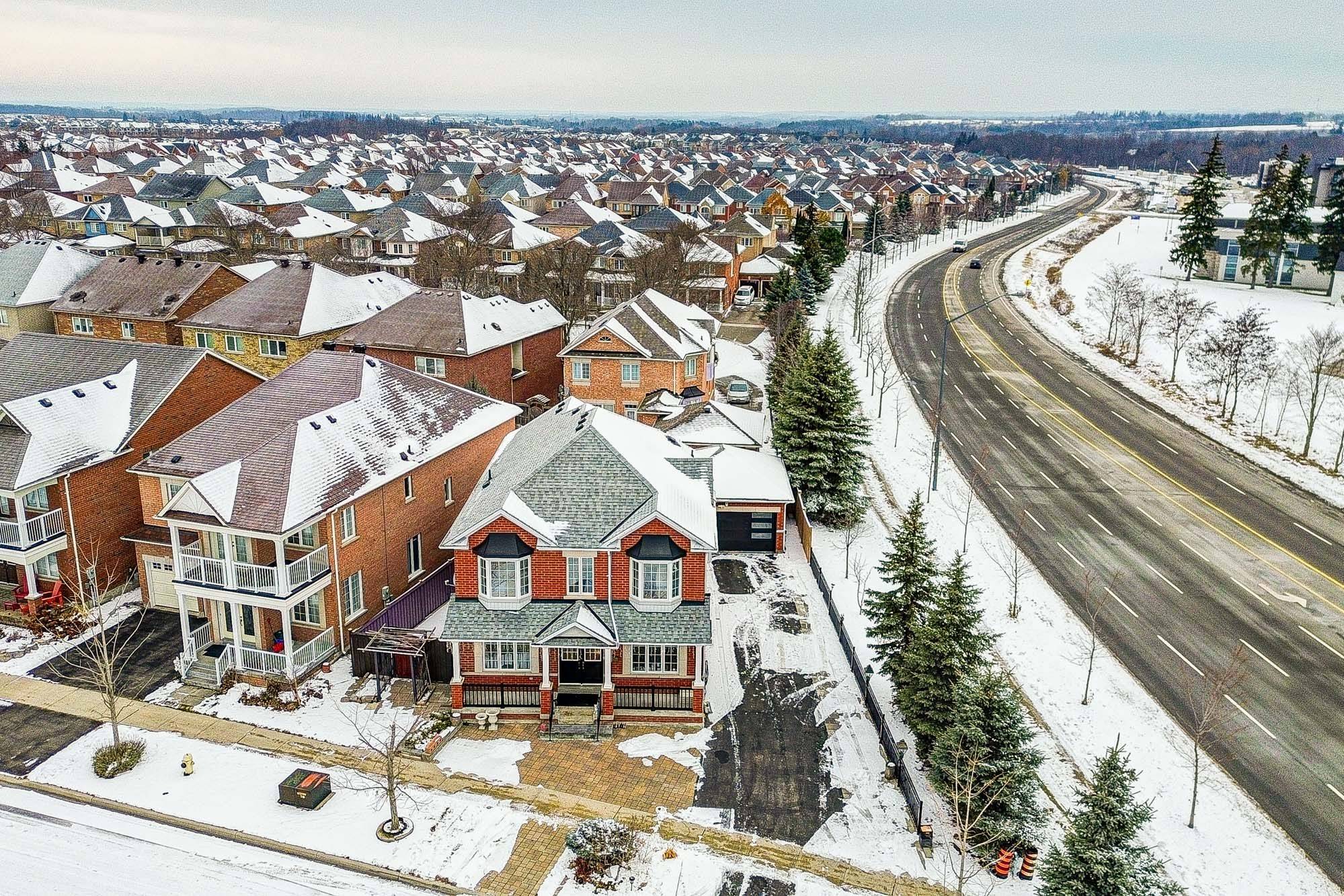 Markham, ON L6E 1K9,28 Misty CT