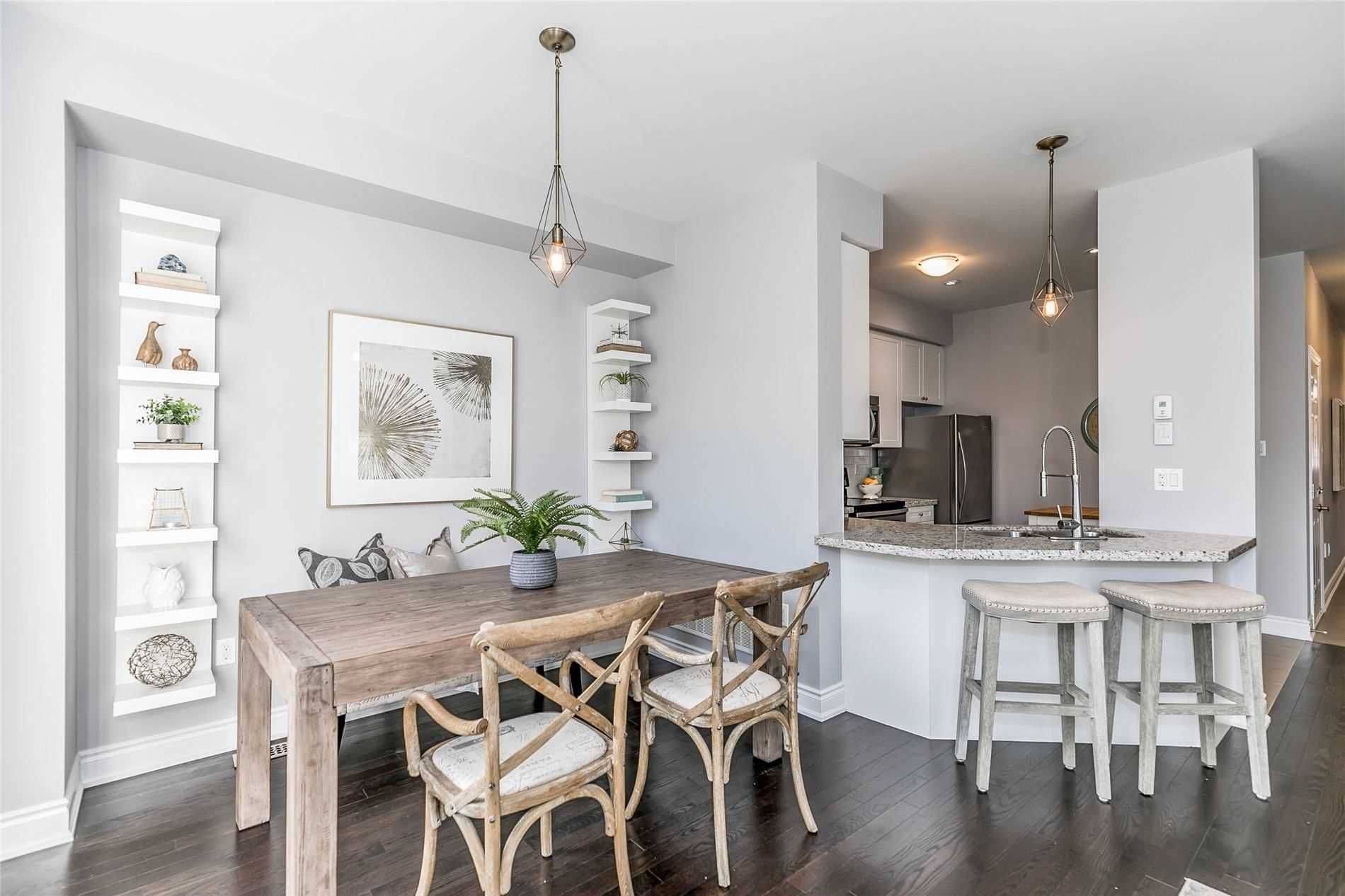 Newmarket, ON L3X 0E9,751 Wendy Culbert CRES #23