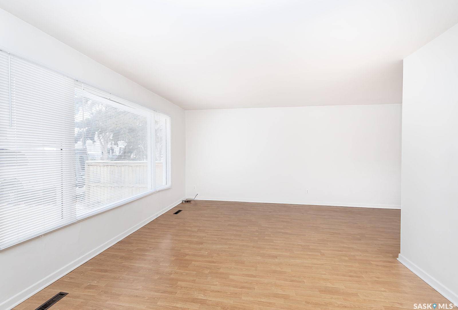 Saskatoon, SK S7H 0C7,1312 13th STREET E