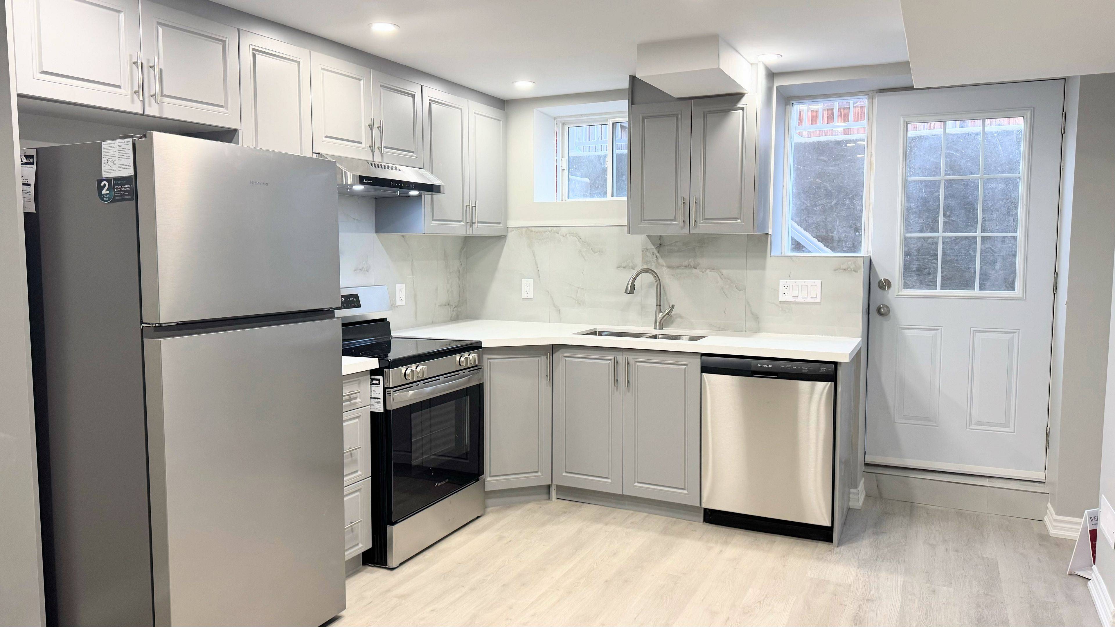 Milton, ON L9E 0B7,455 Clarkson Gate #Basement