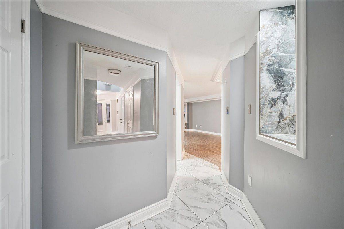 Mississauga, ON L5M 5N1,4806 Rosebush RD