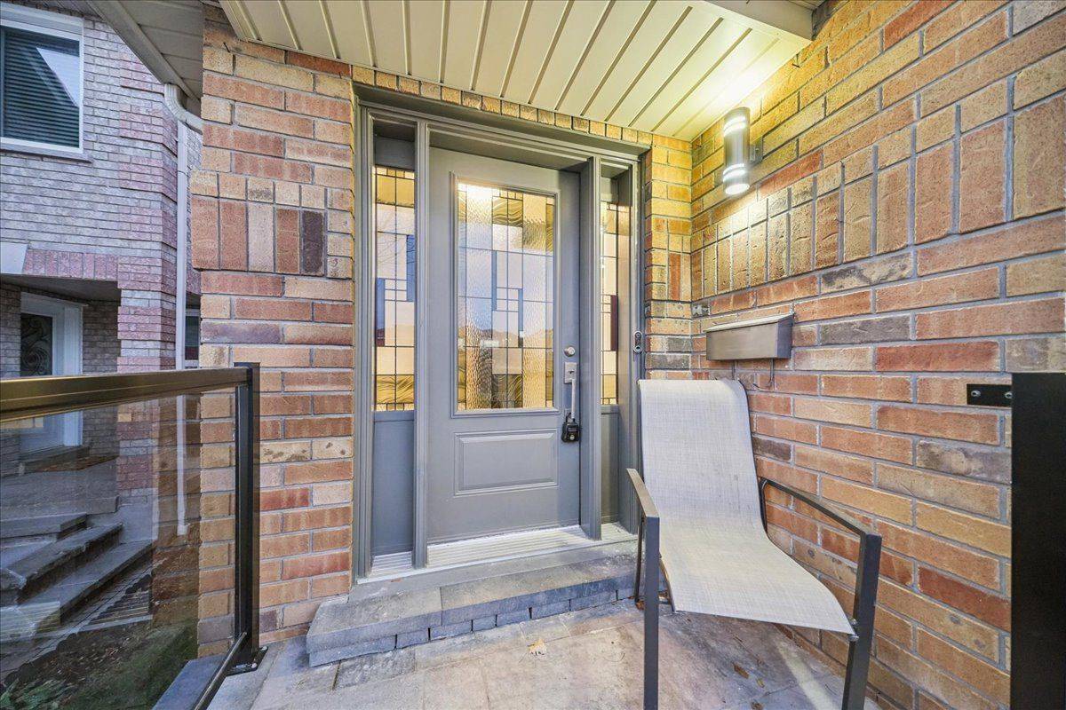 Mississauga, ON L5M 5N1,4806 Rosebush RD