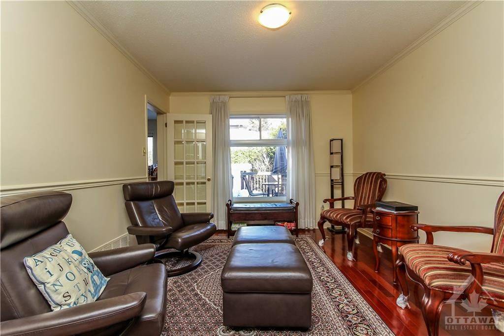 Kanata, ON K2M 1R2,39 HUNTINGS END AVE