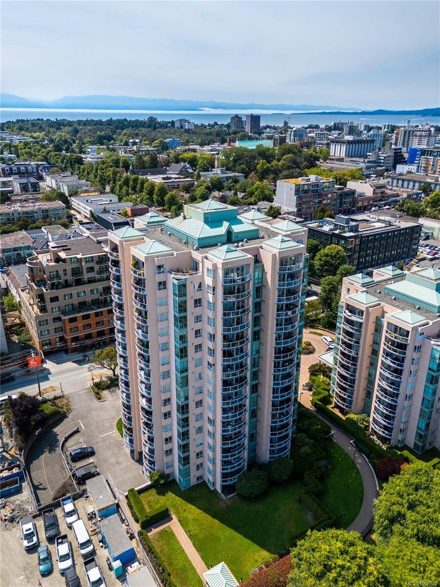 Victoria, BC V8V 4Y3,1020 View St #501