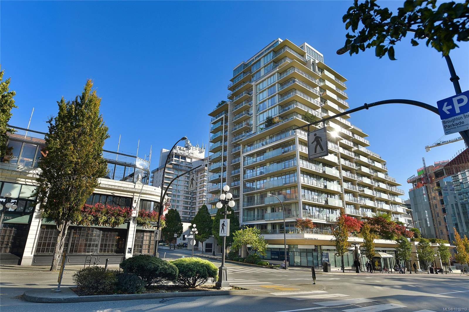 Victoria, BC V8W 0A9,707 Courtney St #1003