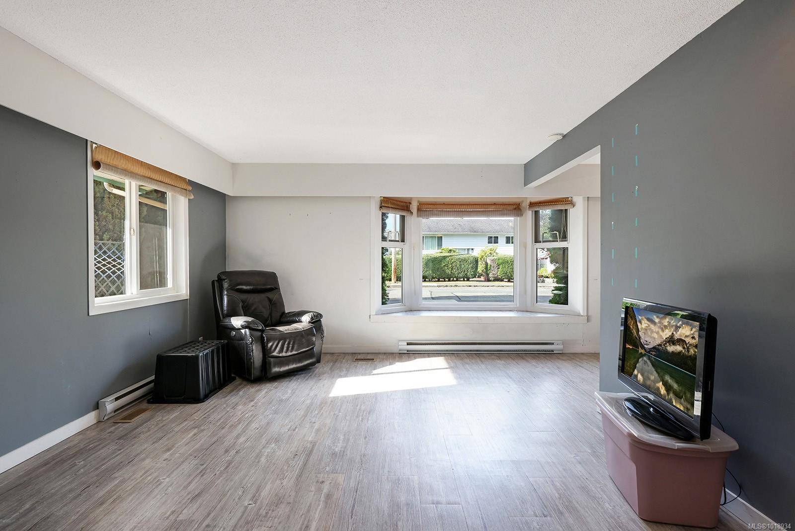 Courtenay, BC V9N 3K5,1110 Urquhart Ave